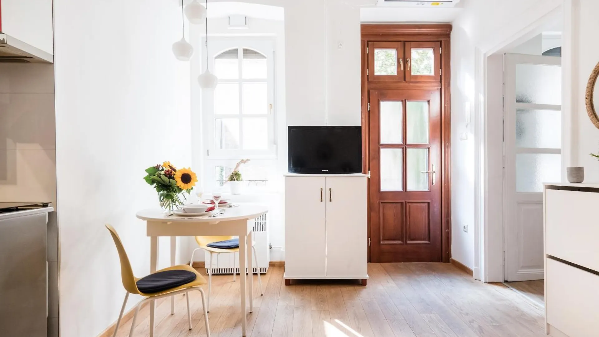 Artistic Apartment In City Centre 부다페스트 헝가리