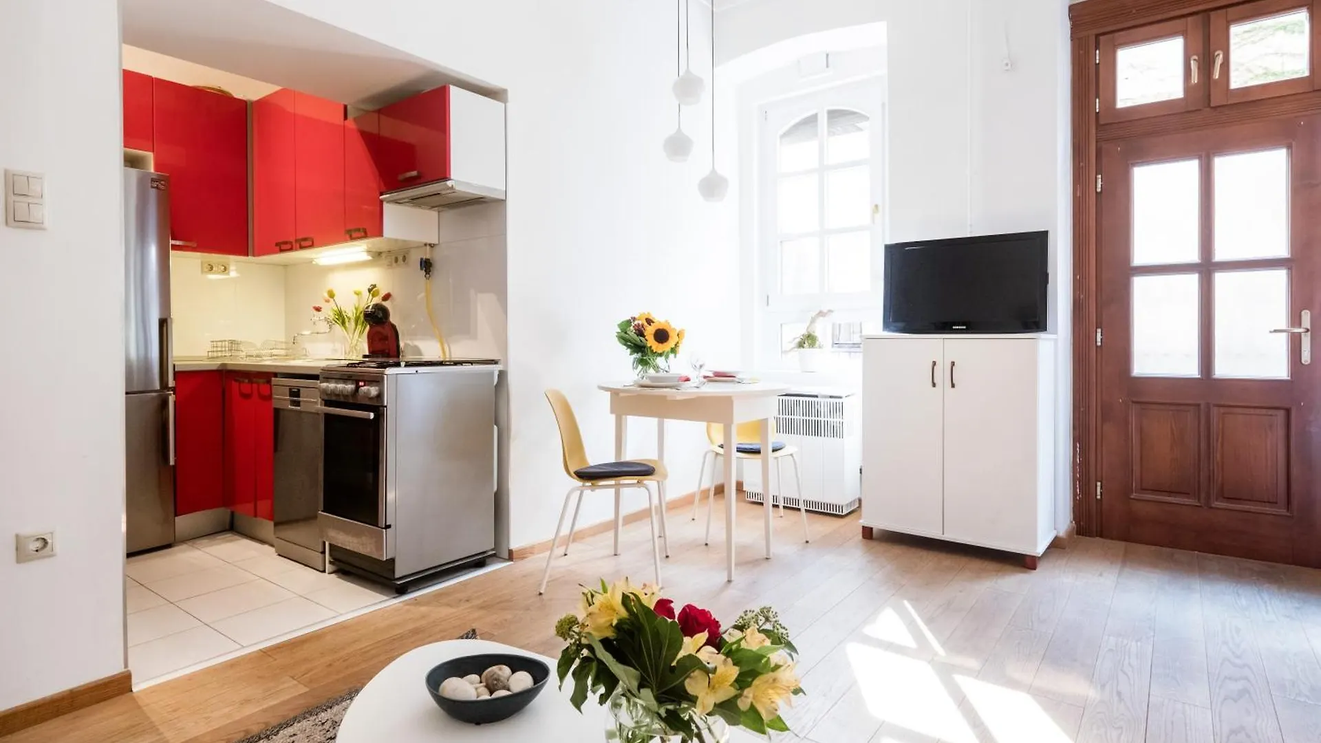 Artistic Apartment In City Centre Boedapest Hongarije
